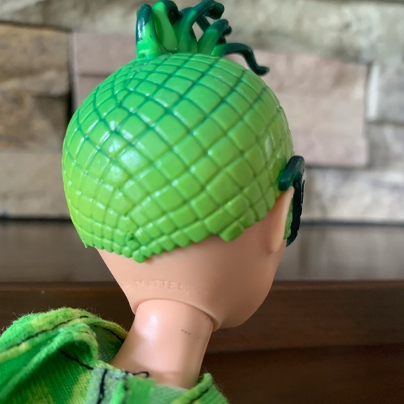 Monster High Deuce Gorgon Scaris City of Frights 2012 Retired Doll - Picture 8 of 10